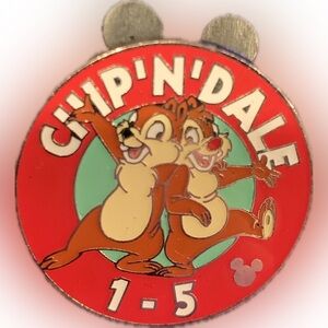 DISNEY Hidden Mickey Cast Lanyard Trading Pin - CHIP and DALE 2005